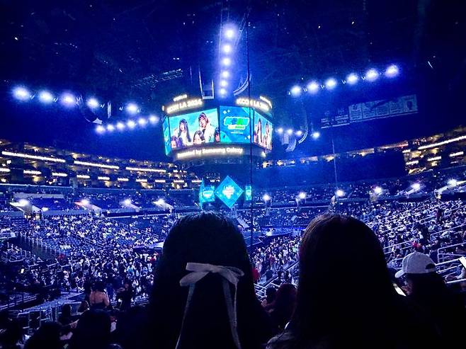 'KCON LA 2024' 공연장에서 한국관광 해외광고가 송출되고 있다. 한국관광공사 제공