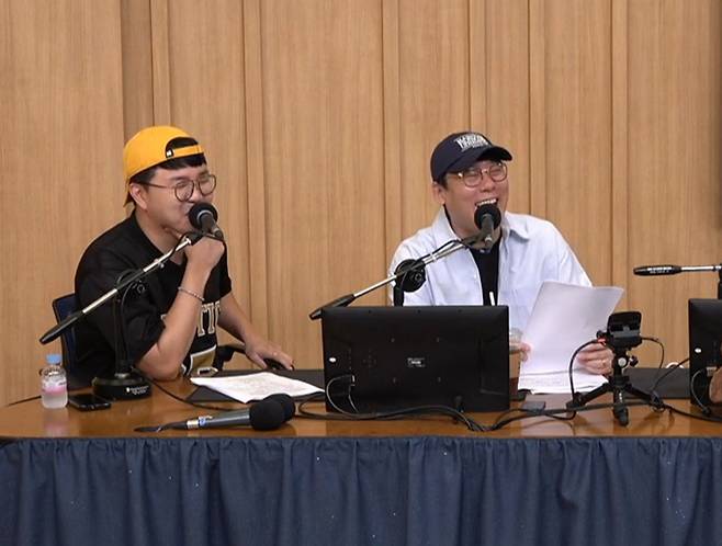 왼쪽부터 김승진 최성민/SBS 파워FM ‘두시탈출 컬투쇼’ 캡처