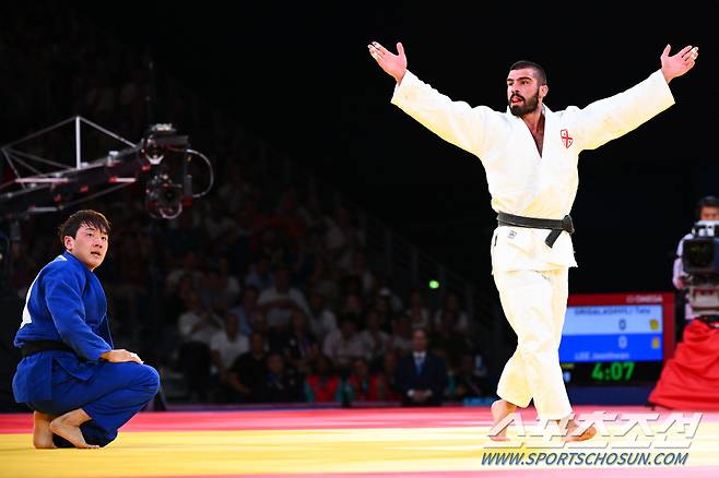 30일(한국시각) 프랑스 파리 샹드마르스 아레나에서 열린 2024 파리올림픽 남자 유도 81kg 한국 이준환과 조지아 그리갈라쉬빌리의 준결승전. 이준환이 연장전에서 공격을 허용하며 패배, 결승 진출이 좌절됐다. 파리(프랑스)=정재근 기자 cjg@sportschosun.com/2024.7.30/