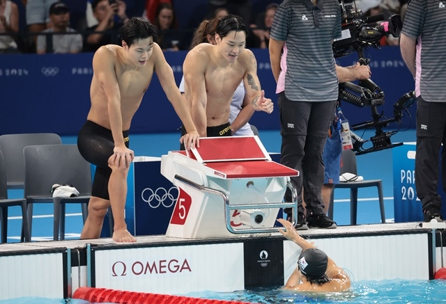 계영 800m 예선을 통과한 대표팀. 사진=연합뉴스