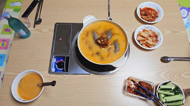 20240730_202438.jpg 저녁은 포장 순대국 병천과 대전의 콜라보