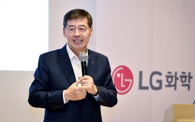 신학철 LG화학 부회장. 한국일보 자료사진