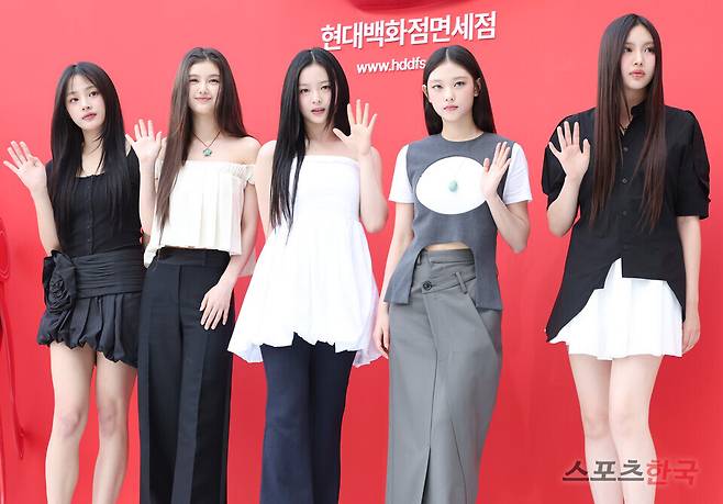 그룹 뉴진스. ⓒ이혜영 기자 lhy@hankooki.com