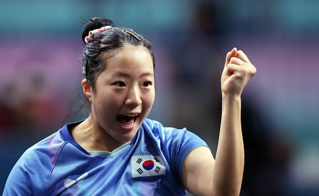 포효하는 신유빈. 연합뉴스&nbsp;