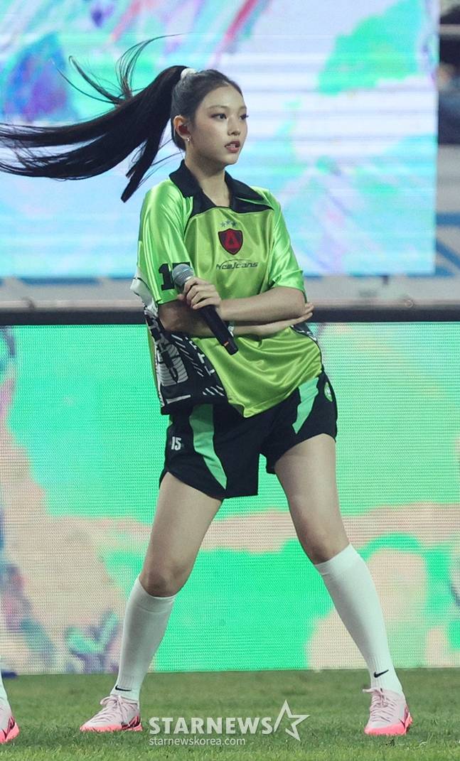 [포토] 뉴진스 해린 '싱그러운 초록 요정'