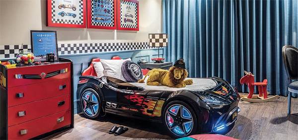 평창 켄싱턴 전설의 3분방 드림카 룸.