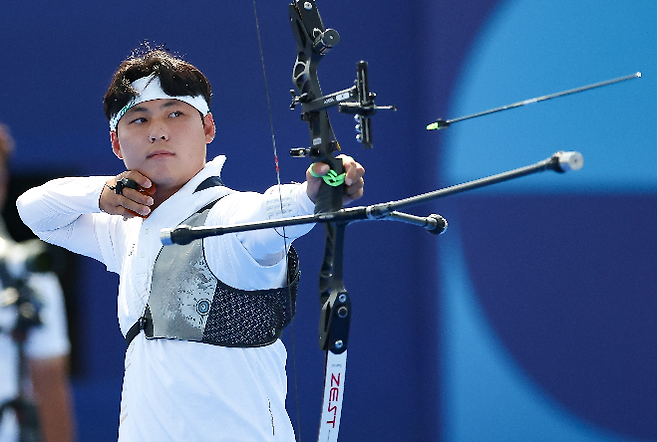 이우석이 2024 파리 올림픽 양궁 남자 개인전에서 동메달을 목에 걸었다. 사진(파리 프랑스)=연합뉴스 제공