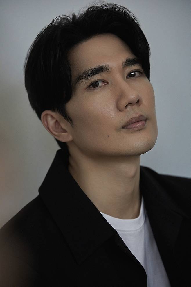 JTBC 드라마 ‘놀아주는 여자’에서 서지환 역을 연기한 배우 엄태구. 사진 TEAMHOPE