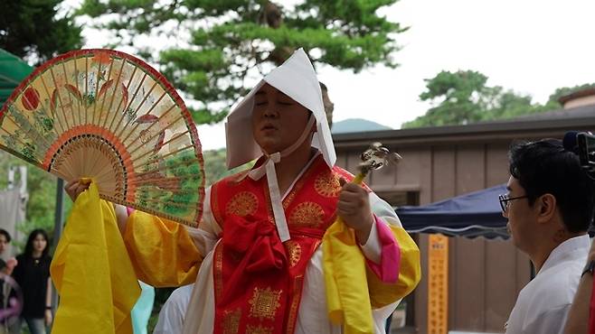 ‘순돌이’ 이건주가 신내림을 받고 무속인이 됐다. 사진 ㅣ이건주 제공