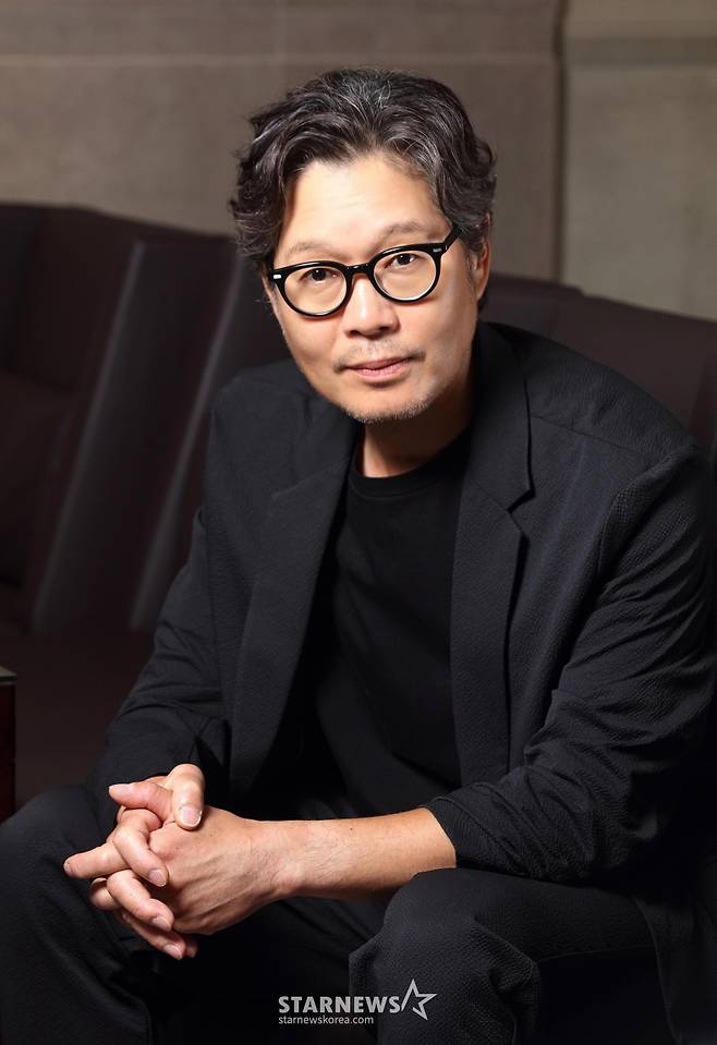 영화 '행복의 나라'(감독 추창민)의 배우 유재명이 8일 오전 진행된 인터뷰를 위해 포즈를 취하고 있다. /사진제공=NEW 2024.08.08 /사진=이동훈