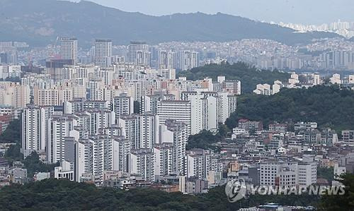 서울 남산에서 바라본 시내 아파트 모습 [연합뉴스 자료사진]