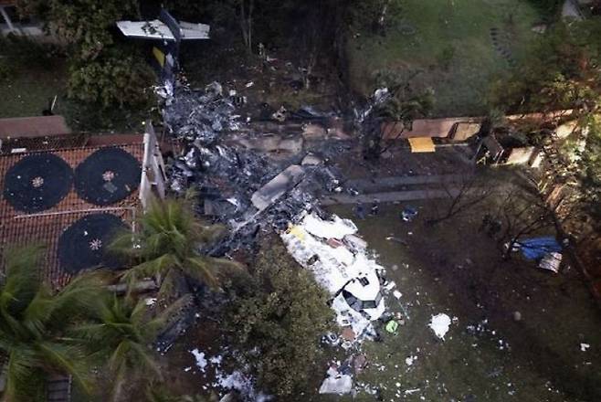 브라질 여객기 추락 현장.(사진=SNS 캡처)