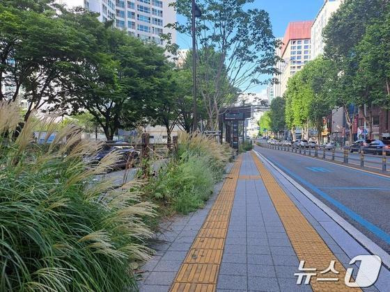 부산시상수도사업본부 BRT 정류소 정원형 도시숲 전경(부산시청 제공)