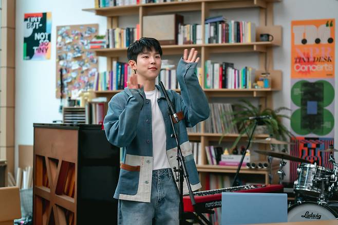 타이니데스크코리아 2를 녹화 중인 가수 폴 킴. 스튜디오 X+U 제공.