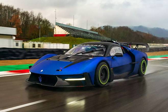 마세라티 MCXtrema