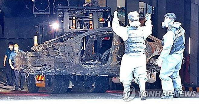 인천 아파트 지하주차장 화재 [사진출처=연합뉴스]