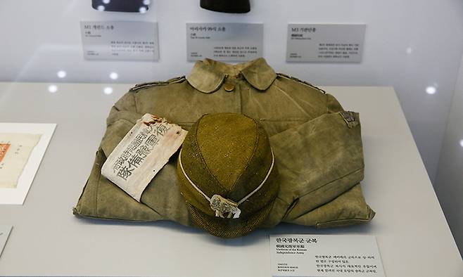 한국광복군이 입었던 군복. 세계일보 자료사진