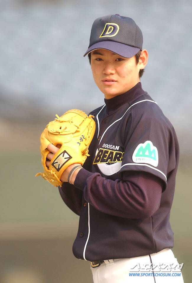 2003년 신인 시절 노경은. 스포츠조선DB