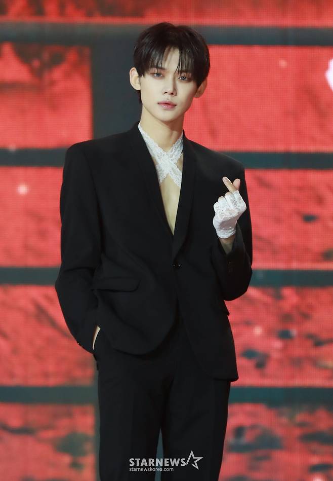 그룹 투모로우바이투게더(TOMORROW X TOGETHER) 연준이 1일 오후 서울 고려대학교 화정체육관에서 진행된 미니 6집 '미니소드 3 : 투모로우'(minisode 3: TOMORROW) 발매기념 쇼케이스에서 포즈를 취하고 있다. /2024.04.01 /사진=이동훈