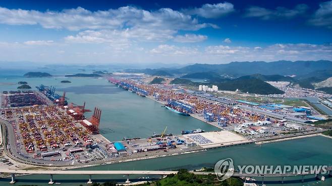 부산항 신항 [연합뉴스 자료]