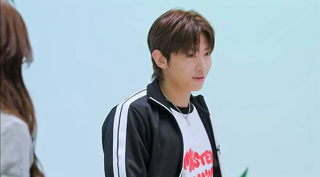 유튜브 〈일일칠〉