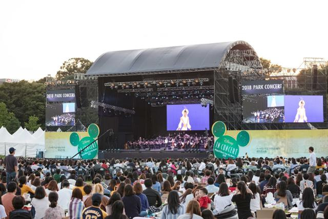 2018년 서울 올림픽공원 88잔디마당에서 열린 '크레디아 파크 콘서트'. 크레디아 제공