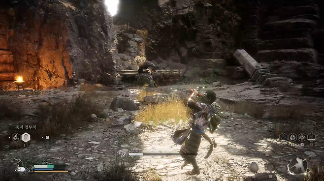 - 멀쩡한 상태로 문을 지키는 호선봉을 물리쳐야 한다