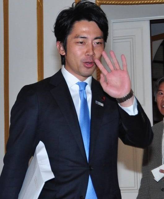 2013년 일본 내각부 장관정무관에 발탁된 고이즈미 신지로./지지통신