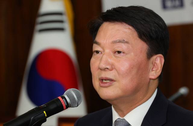 ▲ 국민의힘 안철수 의원이 지난 5월 14일 오전 국회도서관에서 서울대 의과대학·서울대 비상대책위원회 주최로 열린 ‘국민-환자들이 원하는 개선된 우리나라 의료 시스템’ 공청회에서 발언하고 있다. 연합뉴스