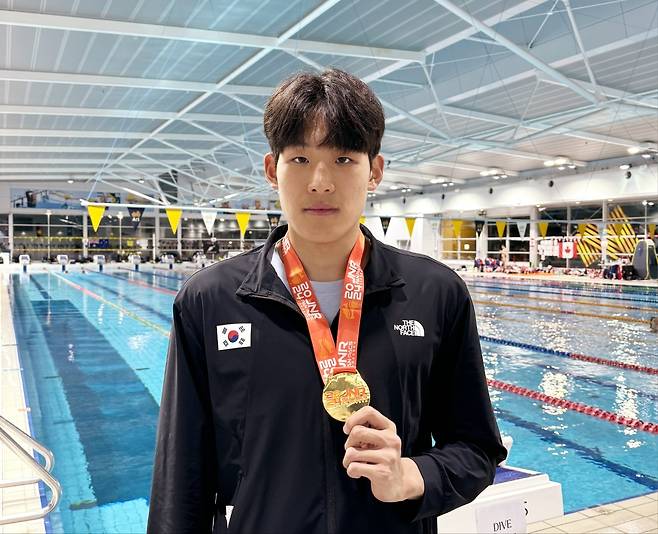 주니어 팬퍼시픽 자유형 100m에서 우승을 차지한 김영범(대한수영연맹 제공)