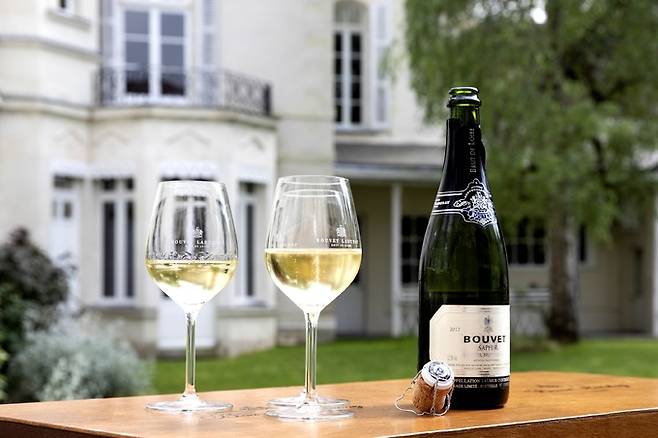 부베 라뒤베 사피르.