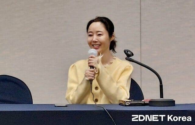 31일 서울시 중구 프레스센터에서 진행된 긴급기자회견에서 발언하는 민희진 어도어 대표