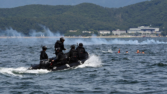 해군특수전전단 해난구조전대(SSU) 훈련 모습. 연합뉴스