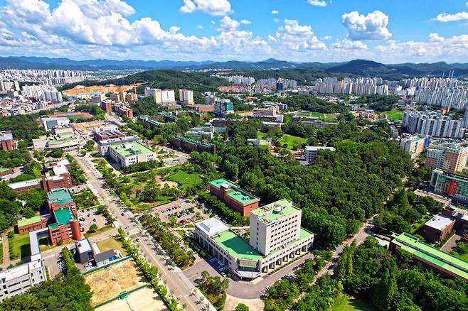 충북대학교 전경. *재판매 및 DB 금지