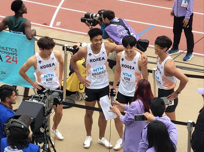 한국 20세 이하 남자 계주 대표팀./사진 = 대한육상연맹 제공(뉴시스)