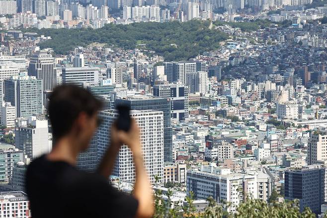 서울 남산에서 바라본 아파트 단지 모습. (사진=연합뉴스)