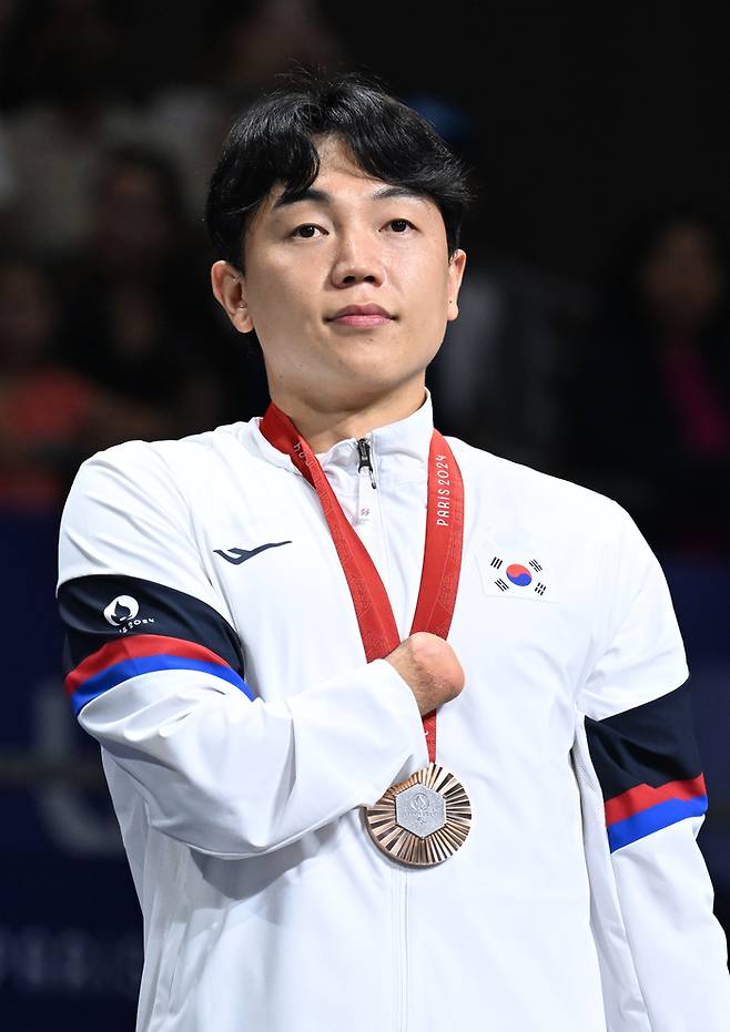 태권도 대표팀 주정훈이 31일(현지시간) 프랑스 파리 그랑팔레에서 열린 2024 파리 패럴림픽 태권도  남자 K44 80㎏급에서 동메달을 따냈다. 사진 | 대한장애인체육회