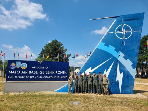 E-3A 조기경보기가 주둔한 독일 게일렌키르헨 공군 기지. 미 공군