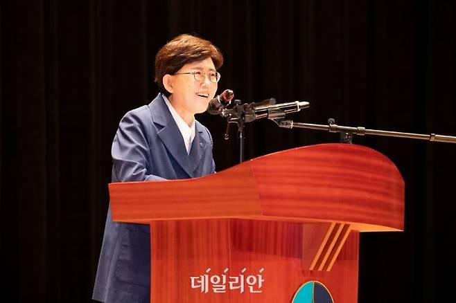 3일 한국가스공사는 대구 본사에서 열린 창립 41주년과 대구 이전 10주년 맞이 기념식에서 최연혜 가스공사 사장이 기념사를 하고 있다.ⓒ가스공사