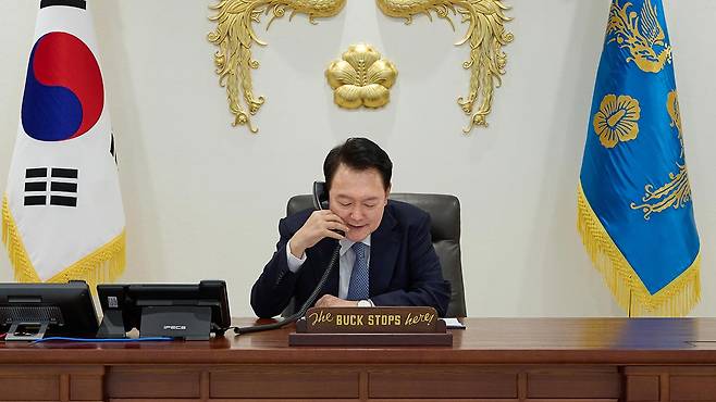 윤석열 대통령, 베트남 럼 신임 서기장과 전화 통화 [대통령실 제공]