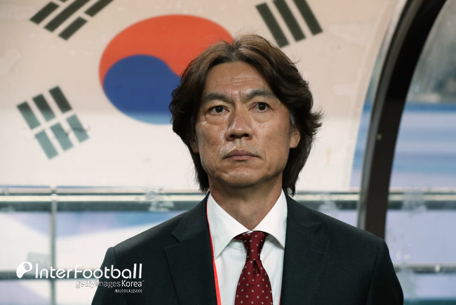 [사진=게티이미지] 홍명보 감독이 이끄는 대한민국 축구 국가대표팀(FIFA 랭킹 23위)은 5일 오후 8시 서울월드컵경기장에서 열린 2026 국제축구연맹(FIFA) 북중미 월드컵(미국-캐나다-멕시코) 아시아 지역 3차 예선 1차전에서 팔레스타인(FIFA 랭킹 96위)과 0-0으로 비겼다. 이날 경기장엔 59,576명이 찾았다.