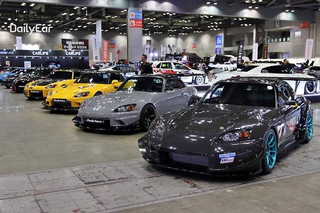2024 오토살롱위크(혼다 S2000 튜닝카)