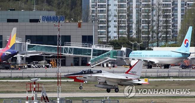 광주공항 [연합뉴스 자료사진]