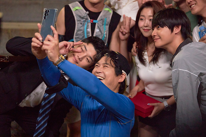 ‘SNL 코리아’ 김성균편. 쿠팡플레이