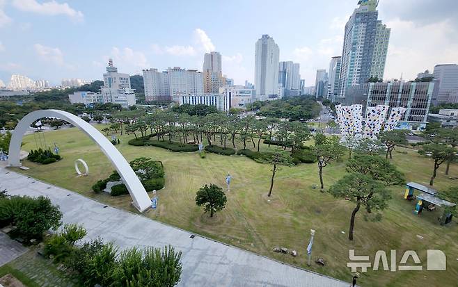 [광주=뉴시스] 광주시청 야외공원 소나무 숲. (사진=뉴시스 DB). photo@newsis.com *재판매 및 DB 금지