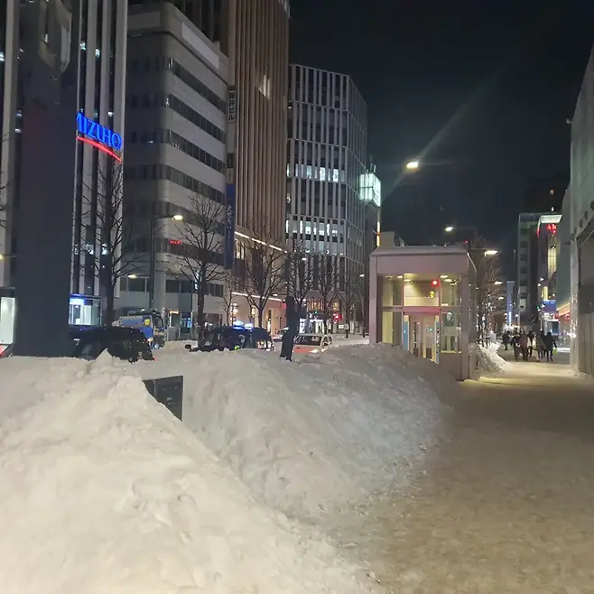 0490f719b7826af53eed87e029807c6d34d05e6f3dcfad04399f9ff3759dd2df4c36efcf9ba3a806