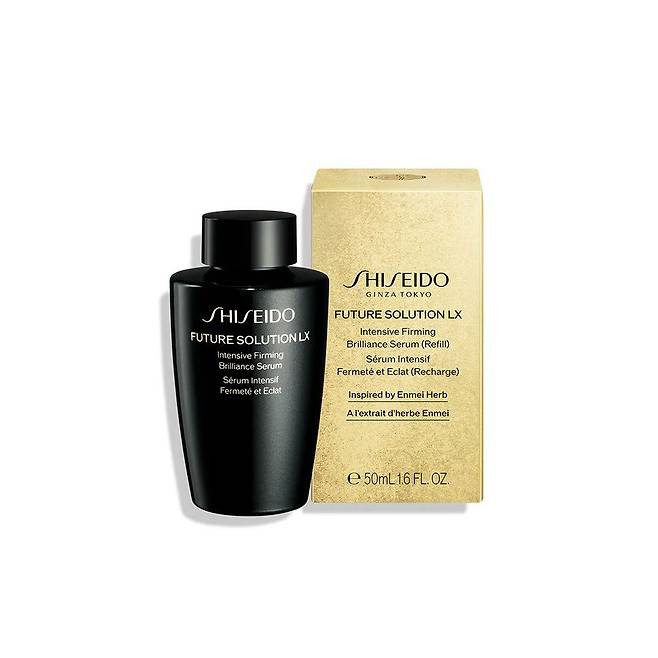 시세이도 퓨처 솔루션 LX 인텐시브 퍼밍 브릴리언스 세럼: 손쉽게 리필제품을 기존 용기에 체결할 수 있는 주름 개선, 미백 기능성 세럼. 50mL 리필 37만원, 본품 43만원,