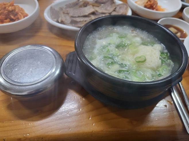 중앙옥 설렁탕. 이승욱기자