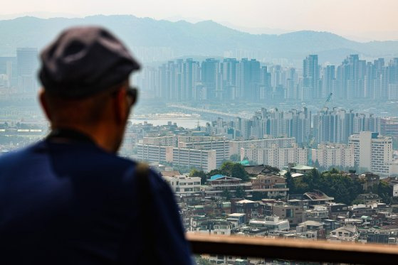 남산에서 바라본 서초구 일대 아파트. 연합뉴스