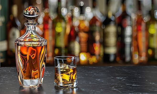 과실 증류주인 ‘브랜디’는 과거 스코틀랜드의 위스키, 러시아의 보드카, 프랑스의 코냑 등 증류주를 뜻하는 용어로 사용된 적이 있다. 우리나라 소주처럼 유럽 증류주를 브랜디라 부른 것이다.